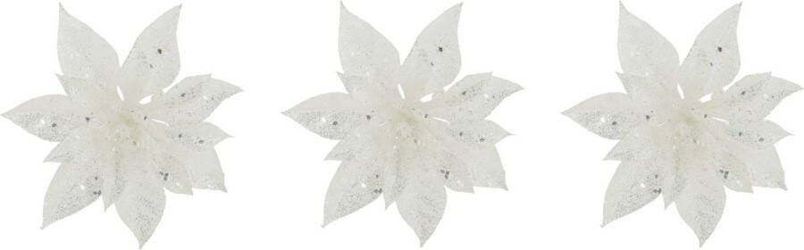 Cosy&Trendy 3x stuks decoratie bloemen kerststerren wit glitter op clip 15 cm Decoratiebloemen kerstboomversiering kerstversiering