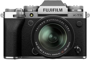 Fuji film X-T5 Zilver + XF16-80mm F4 R OIS WR