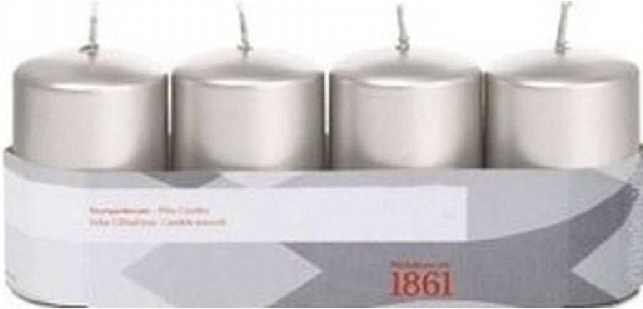 Trend Candles 4x Zilveren cilinderkaars stompkaars 5 x 8 cm 18 branduren Geurloze zilverkleurige kaarsen Woondecoraties