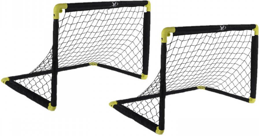 Merkloos Set van 2x stuks voetbalgoals voetbaldoelen uitklapbaar 50 x 44 cm Voetbaldoel