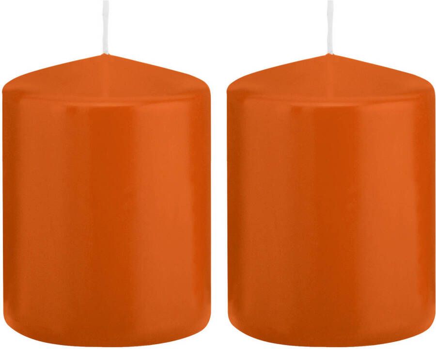 Trend Candles 2x Oranje cilinderkaarsen stompkaarsen 6 x 8 cm 29 branduren Geurloze kaarsen oranje Woondecoraties