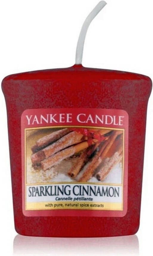 Yankee Candle Sparkling Cinnamon Geurkaars 49 gram Rood 4 branduren de geur van de winter