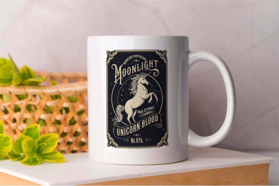 AAA+ Mok Moonlight Apothecary VintageVibes RetroStyle ClassicElegance VintageFinds VintageStijl RetroVibes OudeTijden