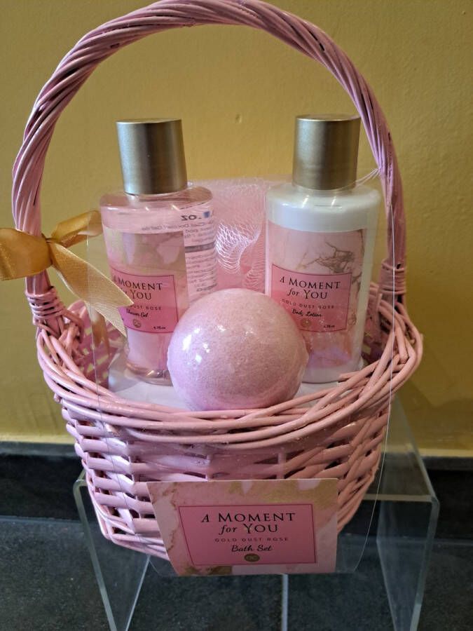 Accentra geschenk mand rozen douche gel body lotion bruisbal leuk geschenk -bad set verjaardag moeder dag vrouwen