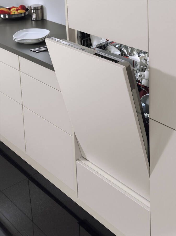 AEG FSE76738P Inbouwvaatwasser Volledig ingebouwd 14 couverts A