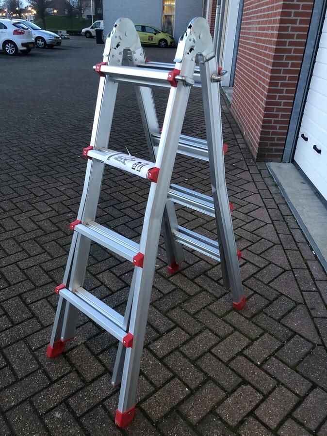 AL Ladder s Professionele telescopische joint vouwladder 4X4 Treden Silver