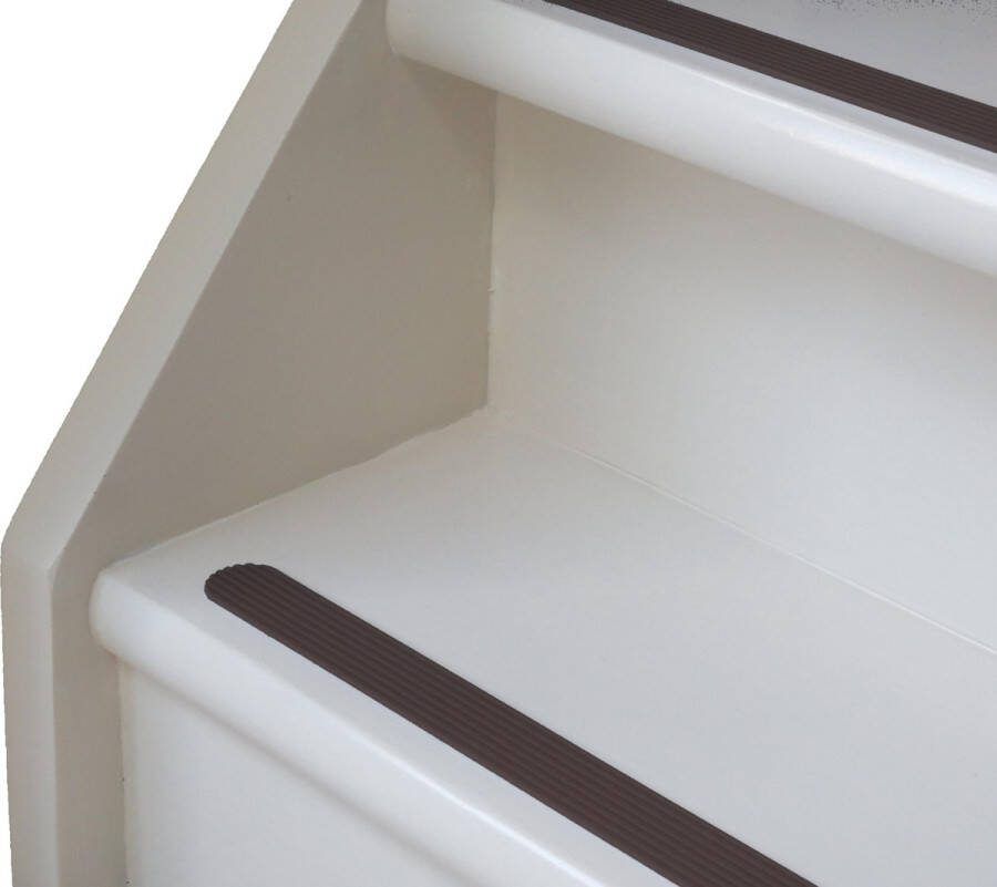 Antisliprubbertape.com Antisliprubbertape Trap antislip voor ronde hoekjes roest bruin 10 meter lang 28mm breed