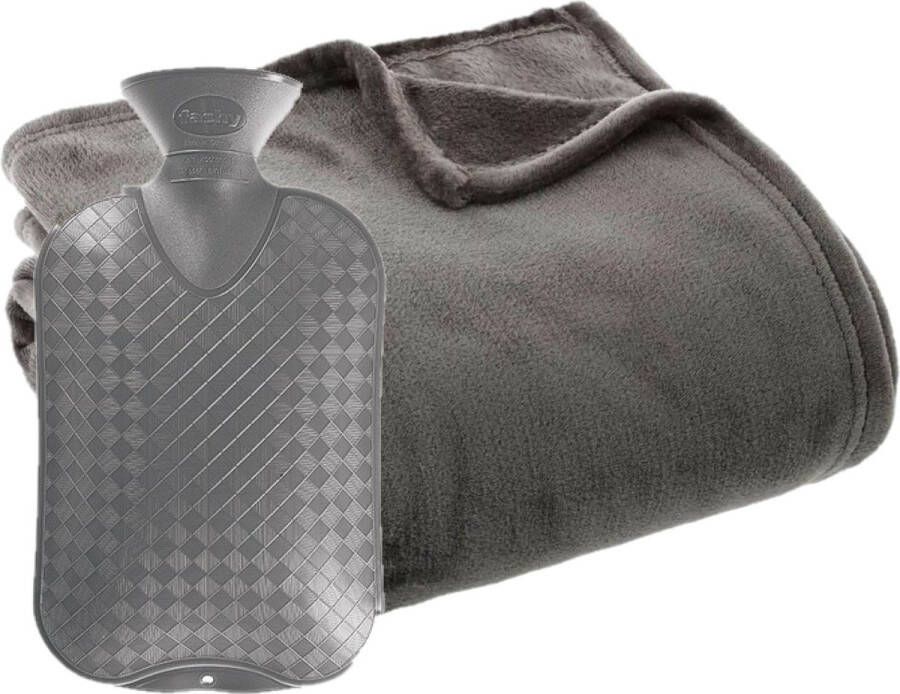 Atmosphera Fleece deken plaid Titanium Grijs 130 x 180 cm en een warmwater kruik 2 liter Plaids