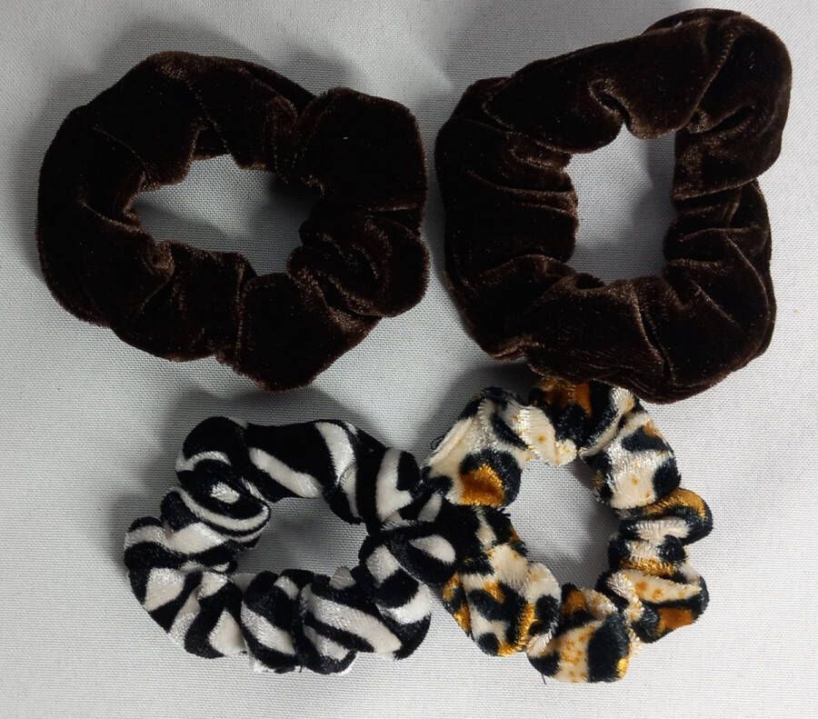 Azoza Haar Scrunchies Velvet Dames Meisjes Set van 4 Stuks Kleuren Dieren Print Set Z