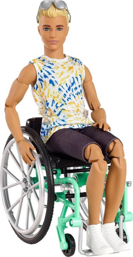 Barbie Ken Fashionista Ken in een Rolstoel Speelfiguur