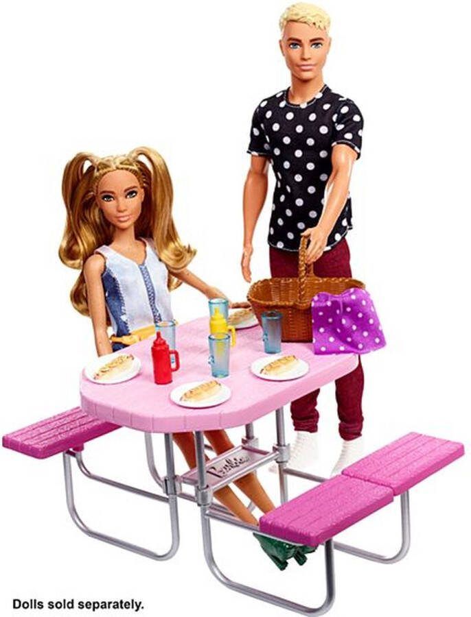 Barbie Outdoor Furniture Picnic Table (FXG40)