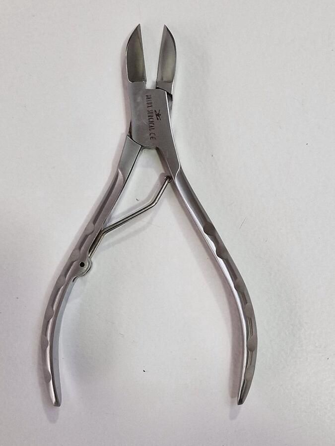 Belux Surgical Instruments Nagelknipper Nageltang Voor Harde Teennagels En Kalknagels 12.5 cm