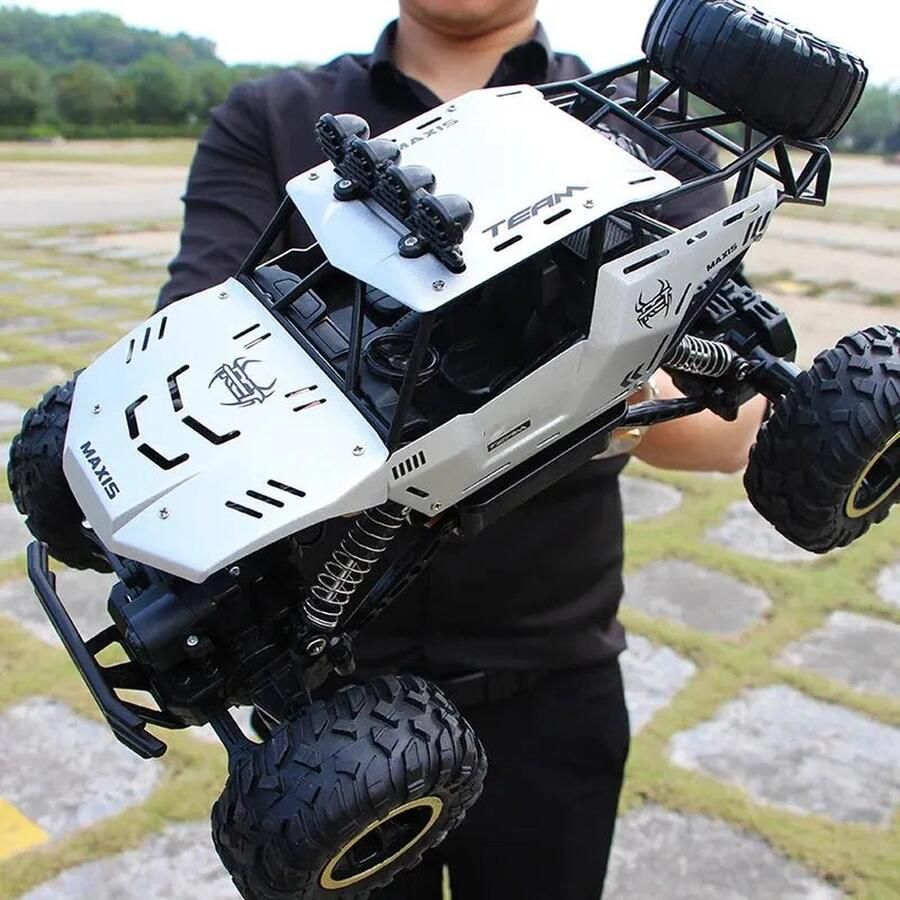 Beroli Bestuurbare RC Auto Monstertruck Led Verlichting 2.4G Radio Afstandsbediening 50m bereik Off-Road Control Truck Eenvoudige montage Jongens Speelgoed Voor Kinderen 37 x 23 x 20cm