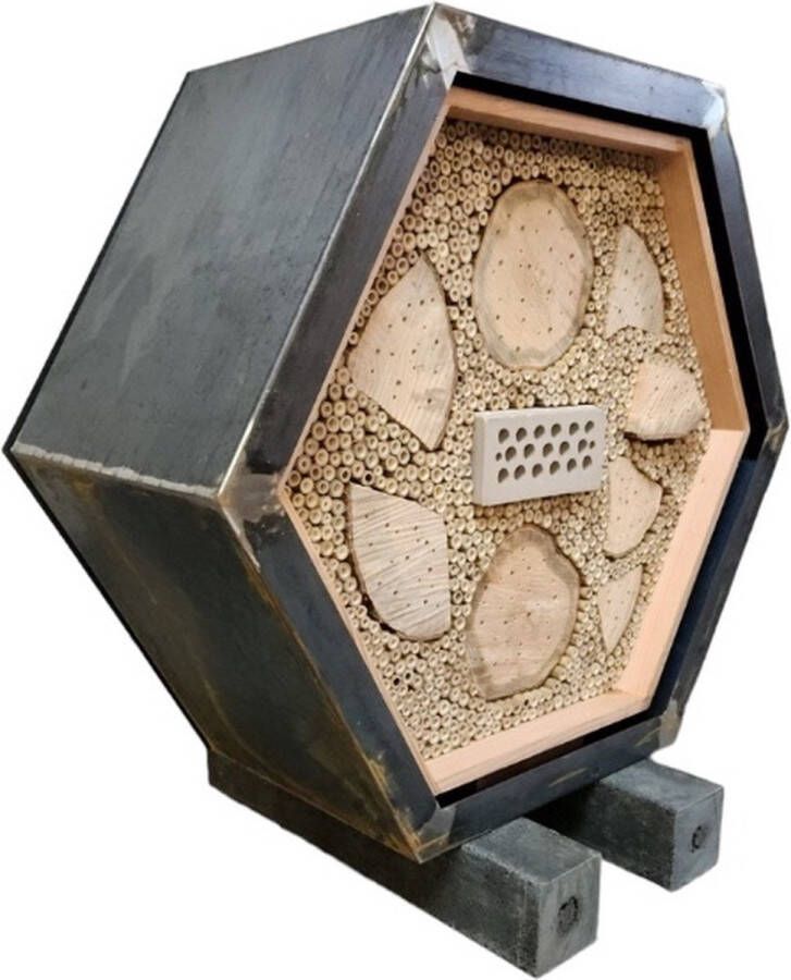 Bijenhotelkopen.nl Insectenhotel BeeHoney One- groot insectenhotel cortenstaal
