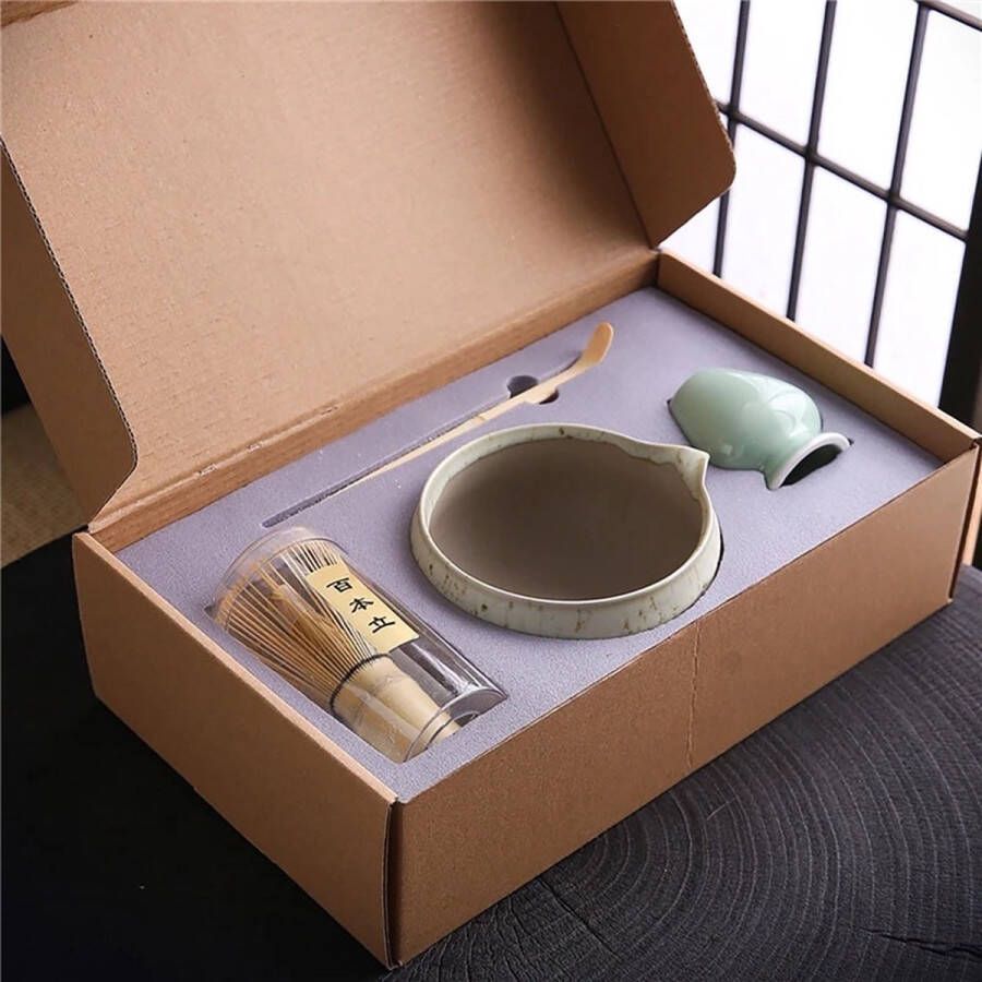 BonBonVibes Matcha kit set Matcha Japanse theeset of koffieset set van 4 keramische matchabowl borstelhouder matchagarde matchalepel