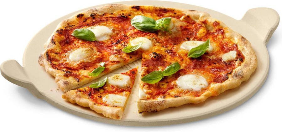 Boretti Pizzasteen Even wachten... pizza! Gemaakt van Cordieriet en daardoor Geschikt voor verschillende warmtebronnen waaronder een traditionele oven grill en BBQ Ideaal voor het maken van krokante pizza s focaccia s en koeken