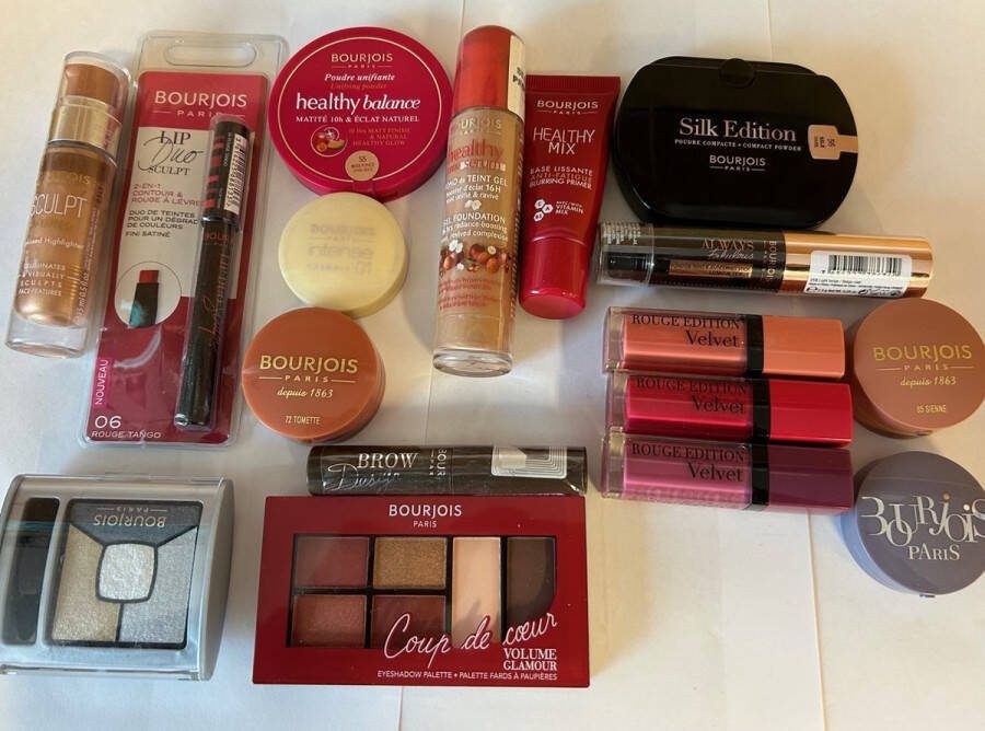 Bourjois Paris Lot de (17 pc )