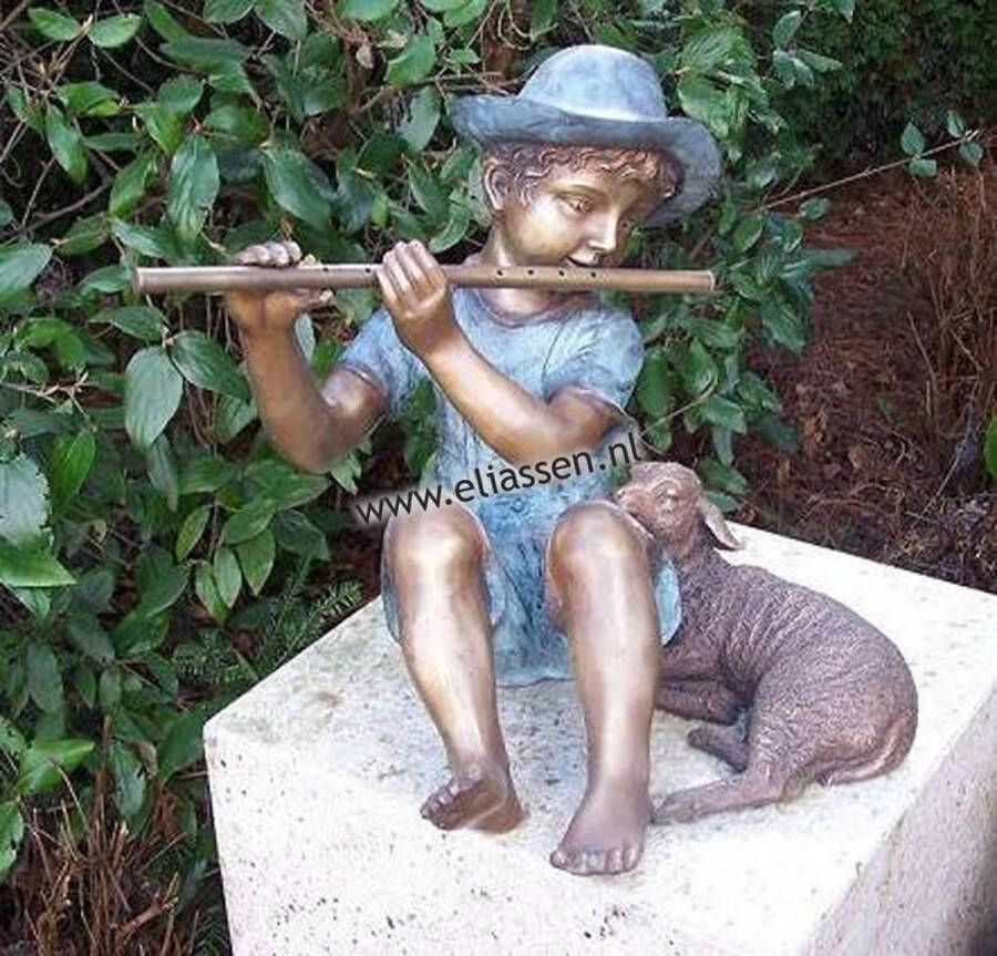 Bronzartes Beeld brons Tuinbeeld Fluitspeler met lam 38 cm hoog