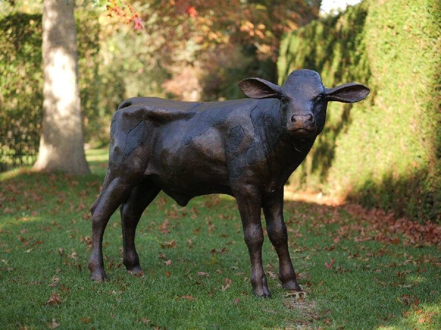 Bronzartes Tuinbeeld bronzen beeld Koe 95 cm hoog