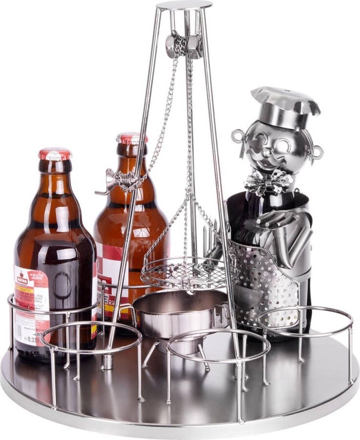 Brubaker Flessenhouder grillmeester met zwenkgrill metalen sculptuur met cadeaukaart