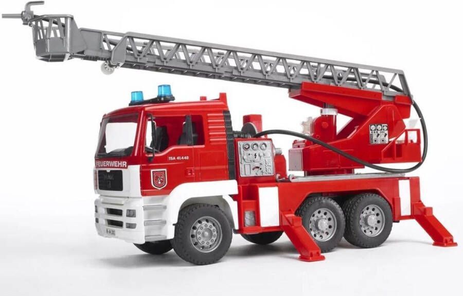 Bruder 027711 MAN Brandweerwagen met ladder waterpomp en licht en geluid module