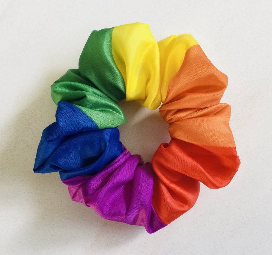 By Willy Scrunchie XL regenboog regenboogkleuren gay pride handgemaakt handmade