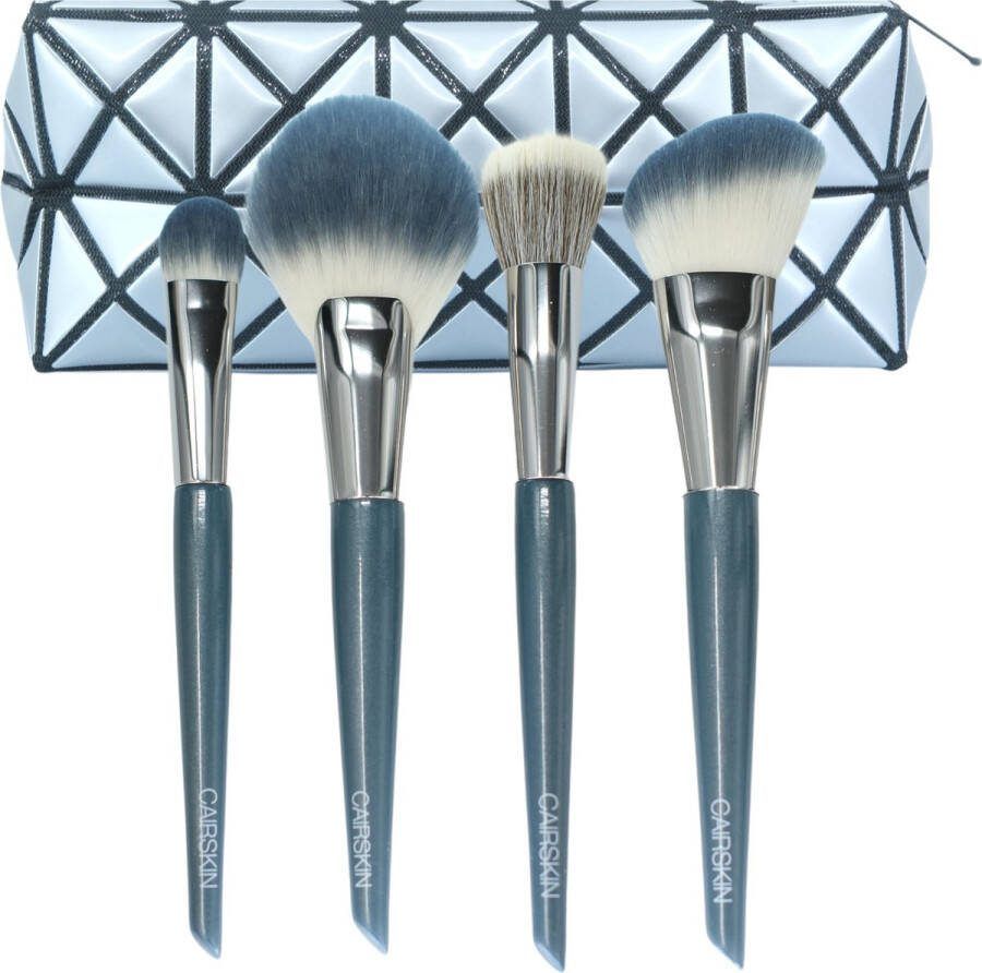 CAIRSKIN Royal Blue Flowers Set 4 Classic Face Bushes for Professional Makeup Visagie Kwastenset voor Gezicht & Ogen Inclusief Beauty Bag