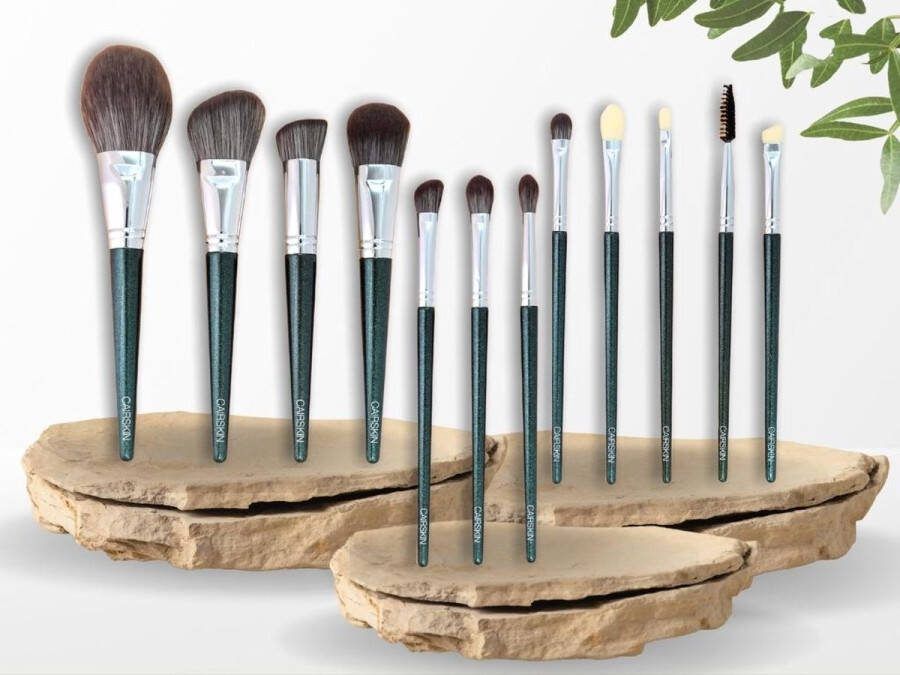 CAIRSKIN Professional Brush Set 14 Sparkling Prime Green Penselen Professionele Visagie Cruelty-Free Brushes High Quality Vegan Brushes Inclusief Velvet Beauty Bag