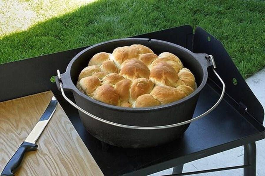 Camp Chef Dutch Oven Deluxe 10 inch Gietijzeren Pan 25cm