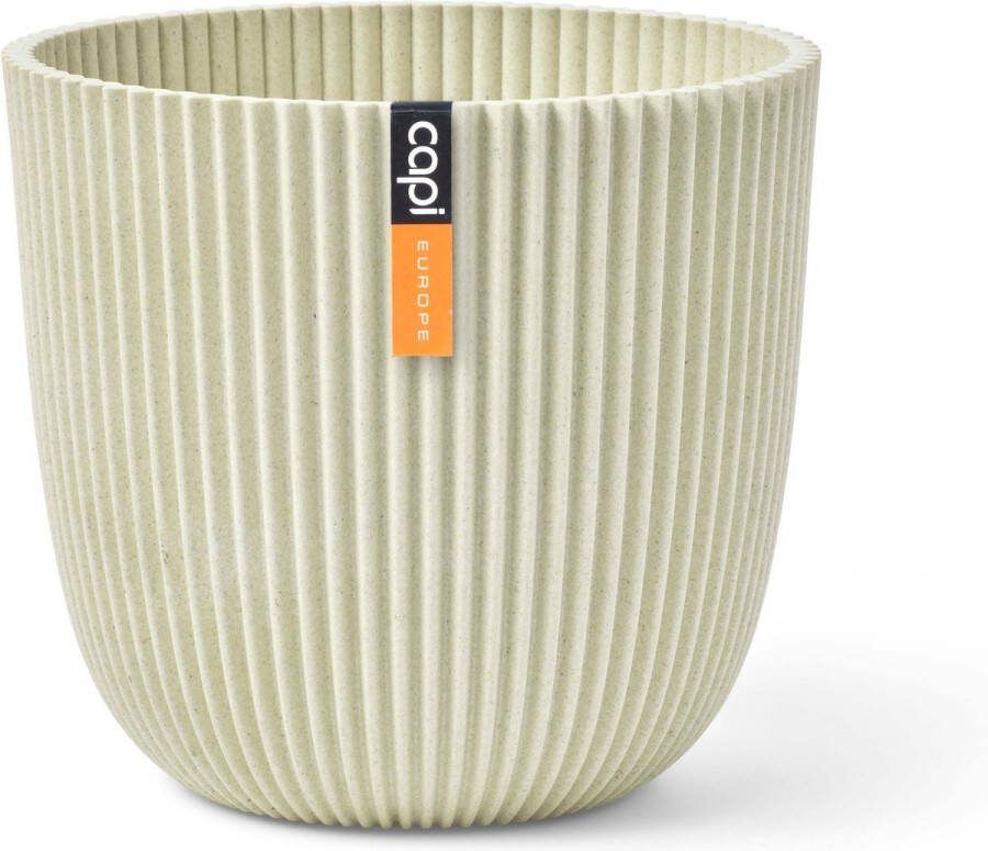 Capi Europe Bloempot bol Groove 'made with' zaagsel 17x15 Beige Bloempot voor binnen en buiten Capi Made with Gemaakt van gerecycled materiaal Levenslang garantie IGSW533