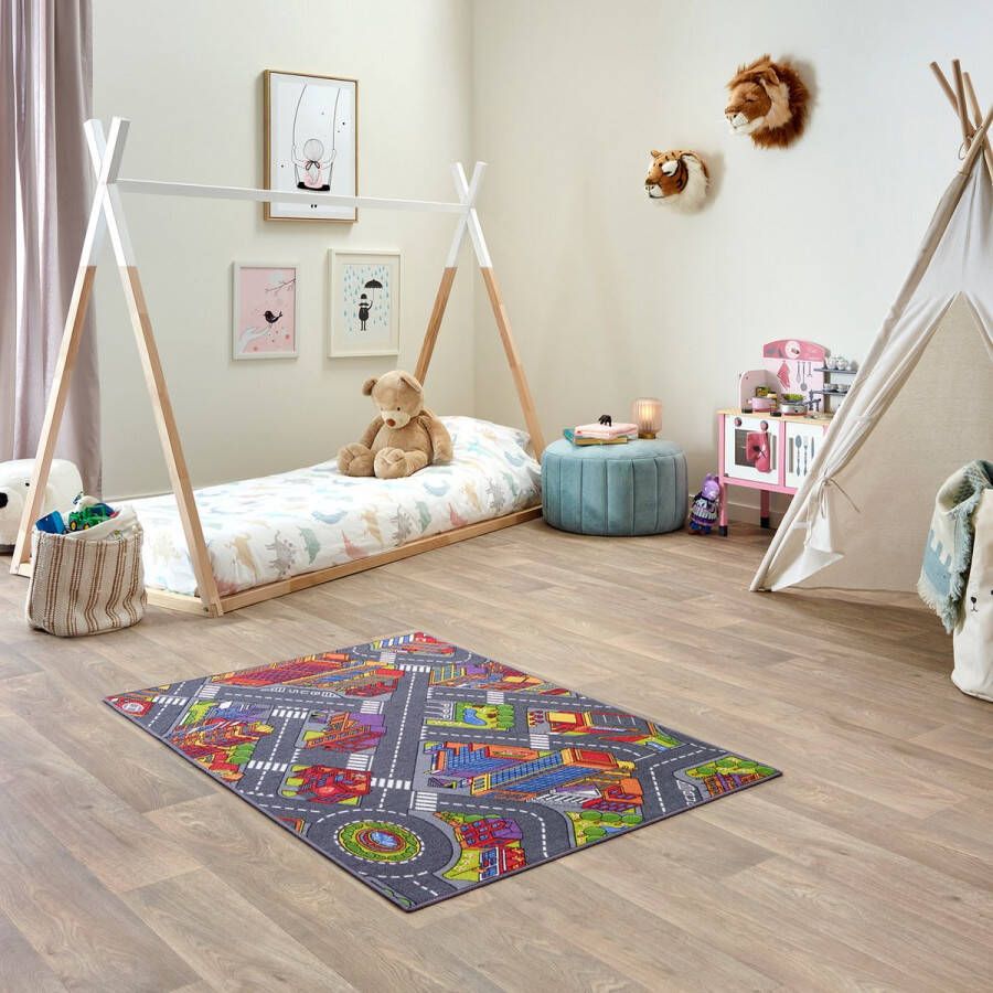 Carpet Studio Big City Speelkleed – Speelmat 95x133cm Vloerkleed Kinderkamer Anti-slip Speeltapijt Verkeerskleed Grijs