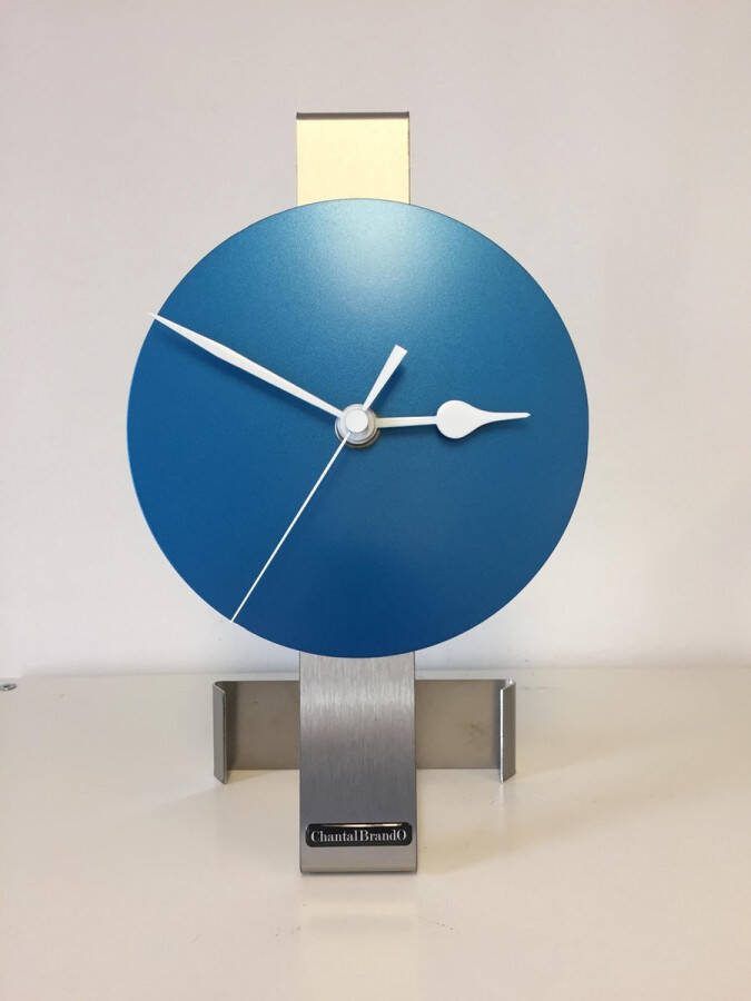 Chantalbrando Tafelklok ARTIC BLUE SPIRIT MODERN DUTCH DESIGN