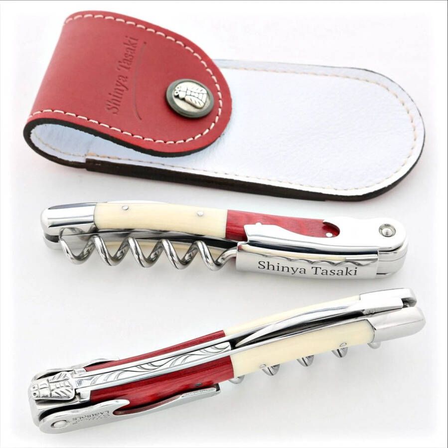 Chateau Laguiole CHATEAU-LAGUIOLE © MEILLEUR SOMMELIER DU MONDE DE LUXE SOMMELIERSMES KELNERSMES WIJN OPENER ROZEWOOD & WHITE CORIAN SHINYA TASAKI (JAPAAN)