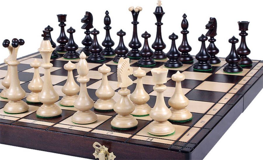 Chess the Game Groot houten schaakbord incl. elegante schaakstukken!