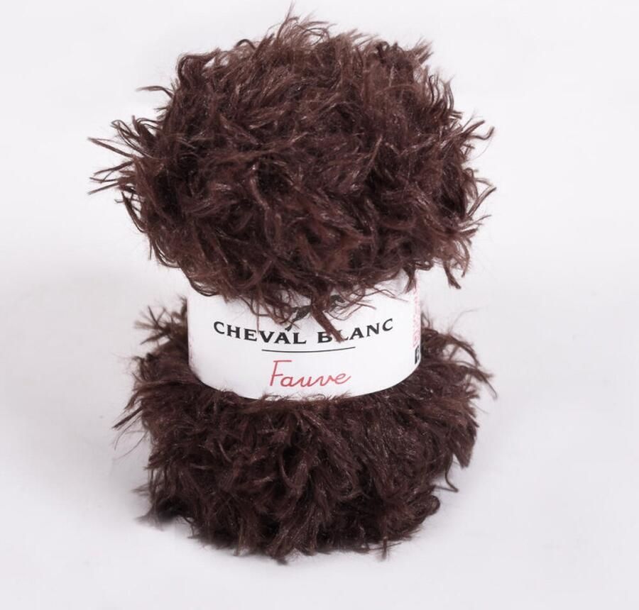 Cheval Blanc dehobbyvlinder Cheval Blanc Fauve 042 donkerbruin 50 grams 3 bollen Super zacht harig garen