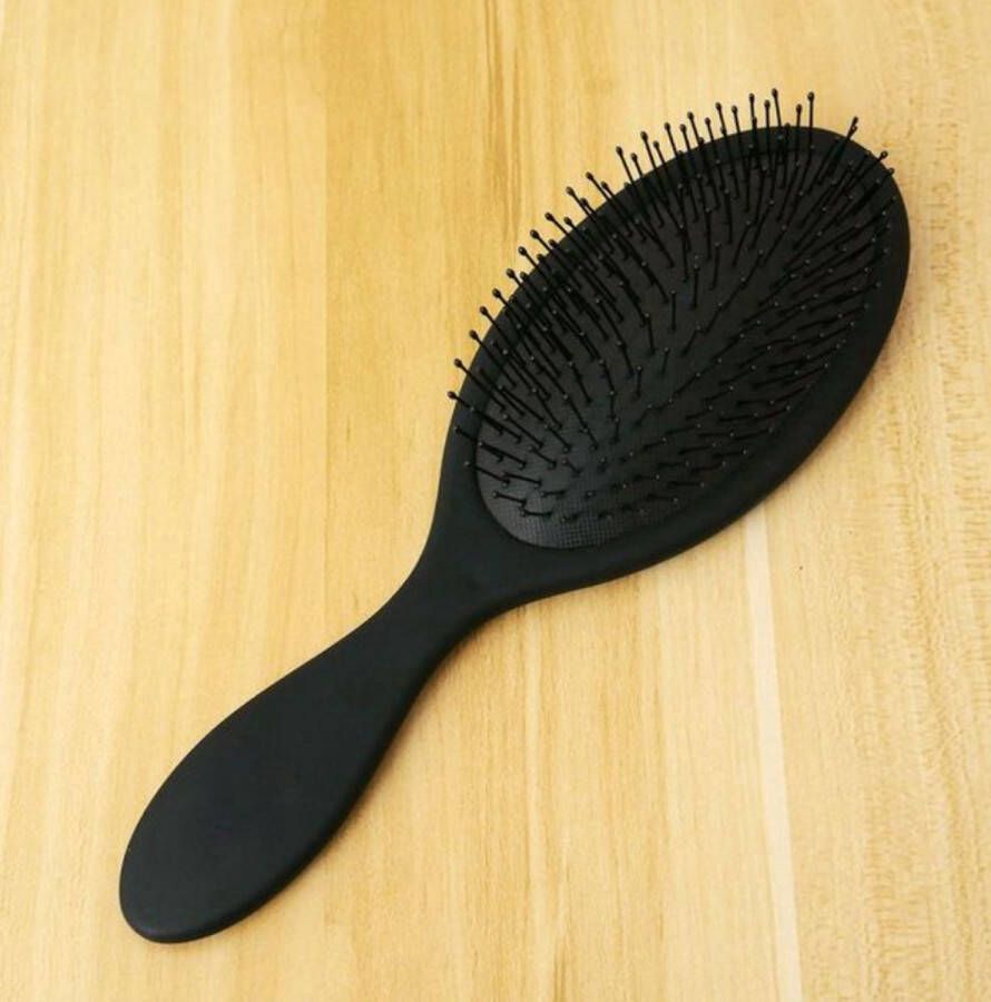 CHPN Haarborstel Haar borstel Brush Zwart Hairbrush Haren kammen Haarstyling Kunststof