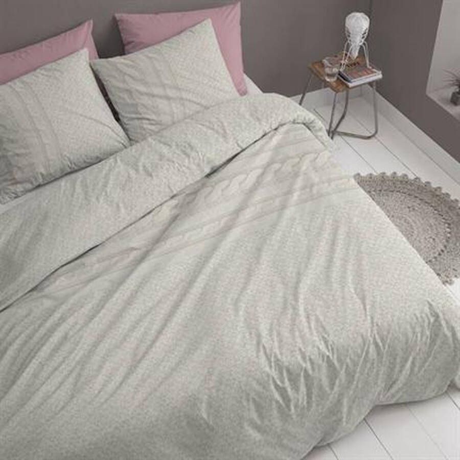 Cinderella Jumper Flanel Dekbedovertrek Tweepersoons 200x200 220 cm + 2 kussenslopen 60x70 cm White