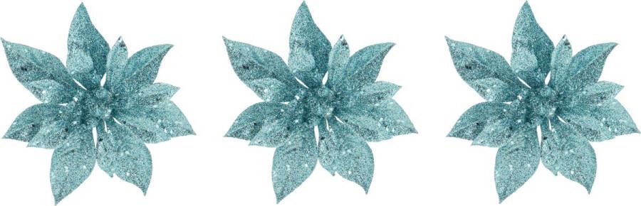 Cosy&Trendy 3x stuks decoratie bloemen kerststerren ijsblauw glitter op clip 15 cm Decoratiebloemen kerstboomversiering