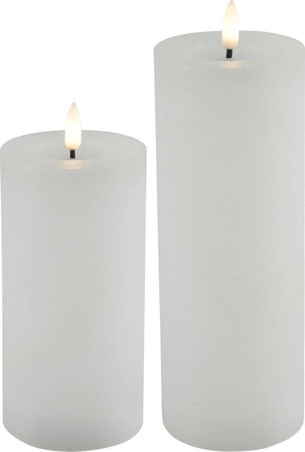 Countryfield LED kaarsen stompkaarsen set 2x H15 en H20 cm- wit warm wit LED kaarsen