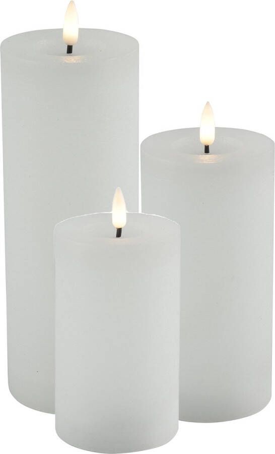 Countryfield LED kaarsen stompkaarsen set 3x wit H12 5 H15 en H20 cm warm wit