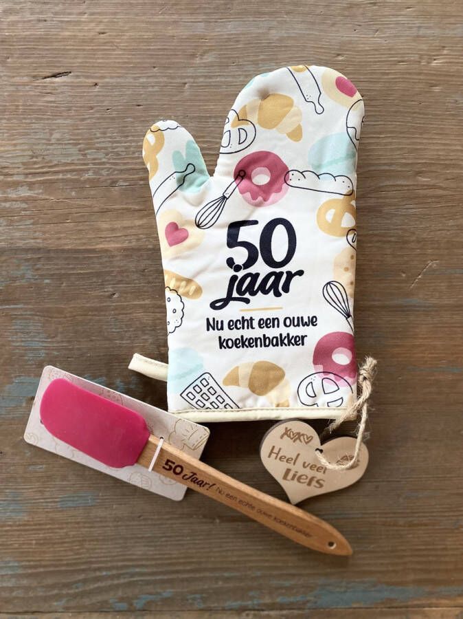 Creaties van hier Sarah Ovenwant 50 jaar Met Houten Hartje Spatel 50 jaar