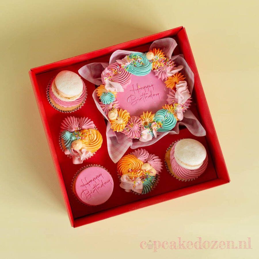 Cupcakedozen.nl Rode bento combinatie box met 5 cupcakes en transparant deksel (10 stuks)