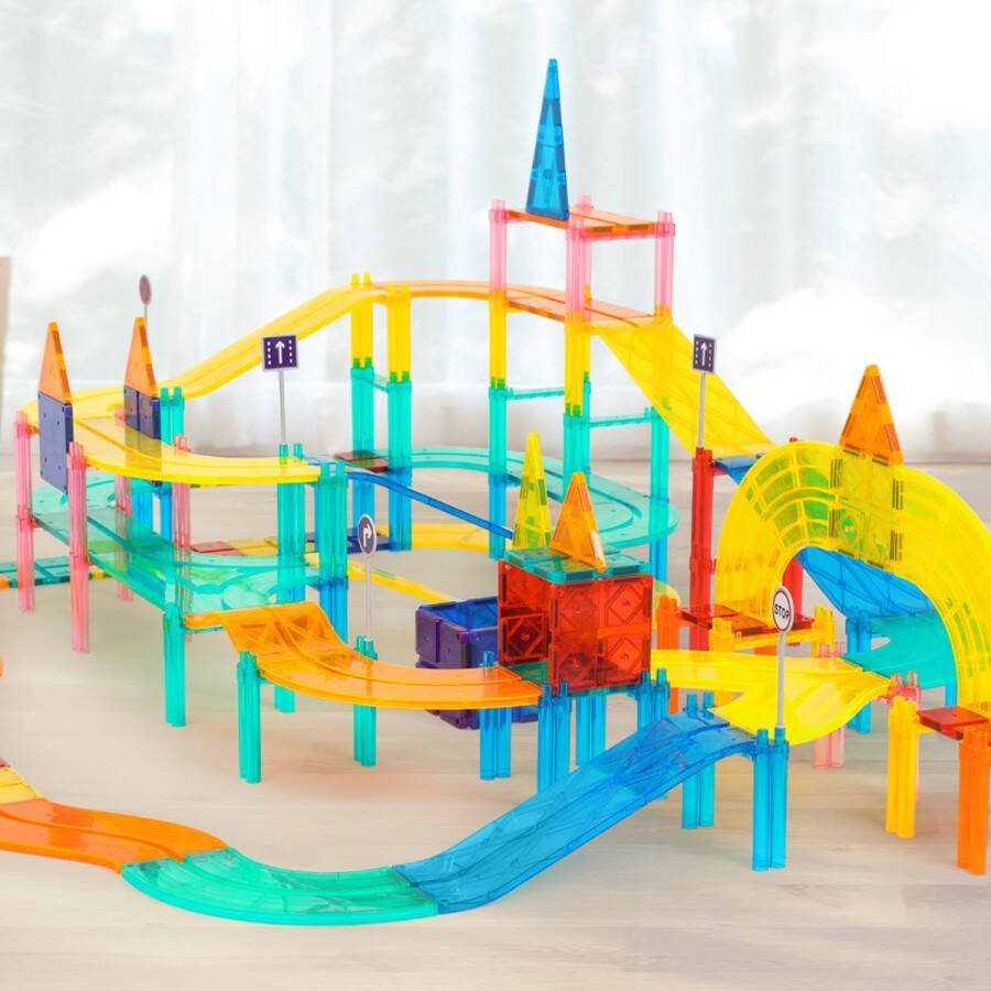 DD-selection Magnetische racebaan voor kinderen. Autobaan treinbaan speelgoed