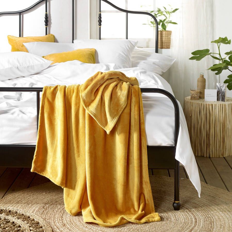 De Witte Lietaer Fleece deken Snuggly Golden Yellow 150 x 200 cm Geel