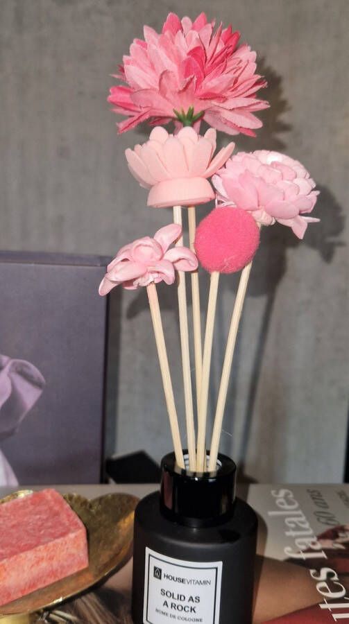 Deco.Kado Geurstokjes met rose assorti Bloemen 5 stuks 5 stokjes met bloem deze stokjes met bloemen zijn voor huisparfum Fragrance sticks with flower only diffuser sticks Geurstokjes met bloemen voor huisparfum zonder huisparfum alleen stokjes