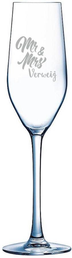 Decorama 2 stuks Champagneglas met naam bruispaar bruiloft glas met naam glas graveren huwelijk huwelijkscadeau huwelijk kado uniek glas gegraveerd glas voor bruidspaar gegraveerd glas bedankje ceremoniemeester bedankje gasten