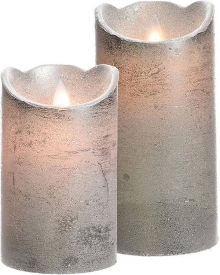 Decoris Led kaarsen combi set 2x stuks zilver in de hoogtes 12 en 15 cm Home deco kaarsen