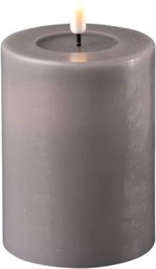 Deluxe Homeart stompkaars LED lijken net op echte kaarsen grijs 7.5 cm doorsnede en 10 cm lang