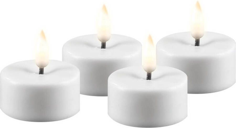 Deluxe Homeart KLEINE THEELICHTEN *NEW*. Luxe LED kaars Wit LED Tealight Candle D3 5 x 4 cm (4 pcs.) net een echte kaars!