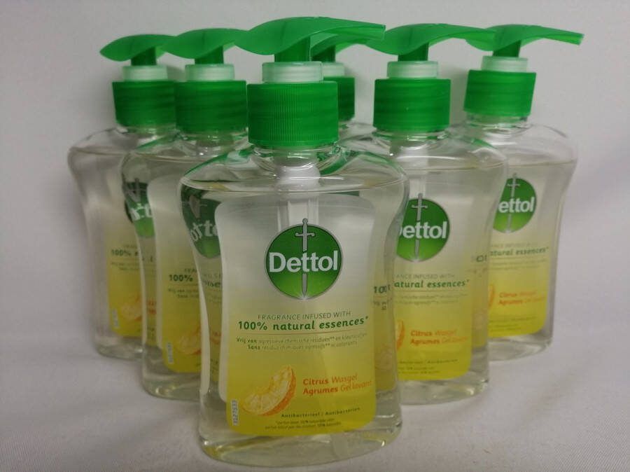 Dettol Handzeep Antibacterieel Citrusgeur Verrijkt met 100% natuurlijke oliën 250ML Voordeel Set 6 Stuks